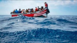 Al menos 50 personas mueren al naufragar bote frente a las costas de Túnez