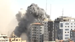 Israel bombardea edificio en Gaza, sede de agencia AP y Al Jazeera (+Vídeo)