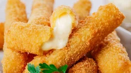 Dedos de mozzarella al horno para darse un gusto