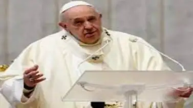 El papa Francisco pide defender la familia y trabajo para jóvenes y mujeres El papa Francisco pide defender la familia y trabajo para jóvenes y mujeres