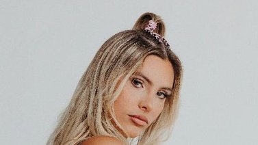 Lele Pons celebra la música con su nuevo sencillo "A lau"