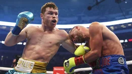 Polémica interpretación del himno nacional de México en la pelea de Canelo