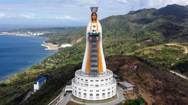 Construida en Filipinas la estatua de la Virgen María más grande del mundo