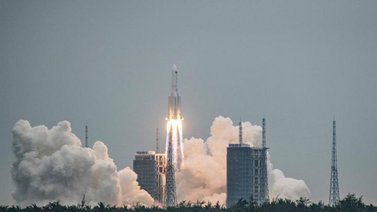 Un cohete espacial chino amenaza con caer sin control en la Tierra
