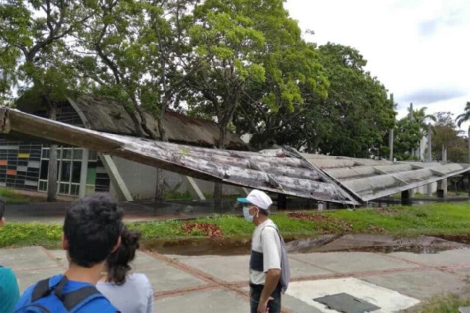 Inician reestructuración de corredores de la UCV Inician reestructuración de corredores de la UCV
