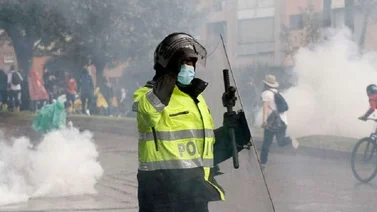 Noche de ataques a la Policía deja al menos 91 heridos en Bogotá