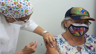 En Guarenas inician vacunación de la segunda dosis de Sputnik V