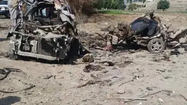 Explosión causada por coche bomba deja 25 muertos en Afganistán Explosión causada por coche bomba deja 25 muertos en Afganistán