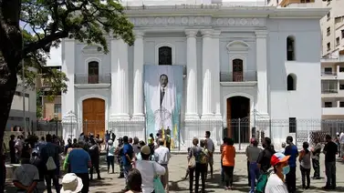 Devotos del "Médico de los pobres" se congregan en La Candelaria (+Fotos) Devotos del "Médico de los pobres" se congregan en La Candelaria (+Fotos)