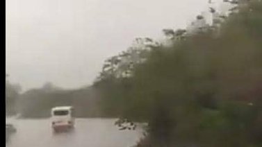 Vecinos de Guarenas-Guatire denuncian inundaciones por las fuertes lluvias