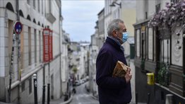 Gobierno francés levantará el toque de queda a finales de junio