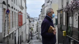 Gobierno francés levantará el toque de queda a finales de junio