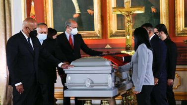 Miembros del Ejecutivo honran a Aristóbulo Istúriz desde el Parlamento