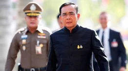 Primer ministro de Tailandia es multado por no llevar mascarilla en una reunión