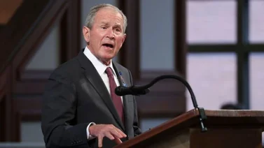George Bush lamenta no haber aprobado una reforma migratoria