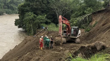 Autoridades rescatan los cuerpos de tres colombianos atrapados en mina