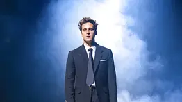 El drama se intensifica en la nueva temporada de "Luis Miguel, La serie"