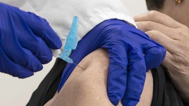Dinamarca suspende definitivamente vacuna AstraZeneca