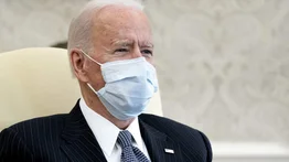 Biden quiere vacunar a todos los adultos en EEUU antes de finales de mayo