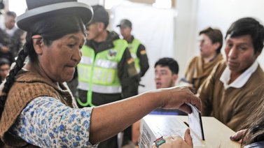 Bolivia cierra proceso electoral en medio de la pandemia