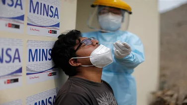 Perú supera 1.598.000 casos y también vacunará a ciudadanos extranjeros