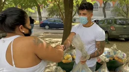 Youtuber venezolano, Asbel Nazar celebró la vuelta al sol regalando bendiciones