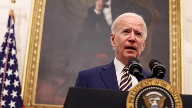 Biden conmemora por primera vez en EE.UU. el Día de la Visibilidad Trans