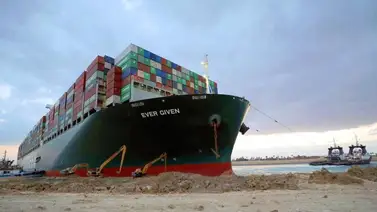 Este lunes reabrió el canal de Suez, después de siete días estar inhabilitado Este lunes reabrió el canal de Suez, después de siete días estar inhabilitado