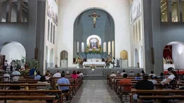 Iglesia llama a los católicos a renovar la fe desde sus hogares durante Semana Santa