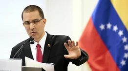 Arreaza acusa a Duque de crear "cortinas de humo" para ocultar "ataques contra Venezuela"