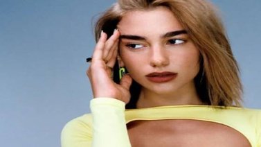 Dua Lipa se molesta con seguidores por forcejeo en México (+VIDEO)