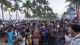 Extienden hasta el 12 de abril el toque de queda en Miami Beach