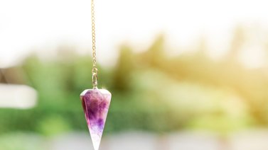 Péndulo, objeto imprescindible para limpiar nuestros chakras