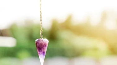 Péndulo, objeto imprescindible para limpiar nuestros chakras