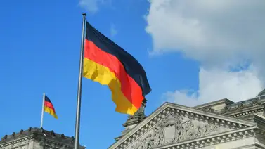 Alemania vuelve a pagar por su deuda a 30 años por segundo mes consecutivo Alemania vuelve a pagar por su deuda a 30 años por segundo mes consecutivo