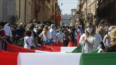Italia recomienda distancia de dos metros y cuarentena también para vacunados Italia recomienda distancia de dos metros y cuarentena también para vacunados