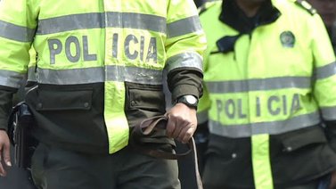 Venezolano es apuñaleado frente a centro comercial en Bogotá