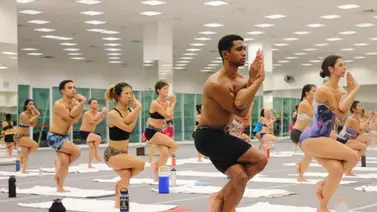 Bikram Yoga, otra forma de practicar esta disciplina Bikram Yoga, otra forma de practicar esta disciplina