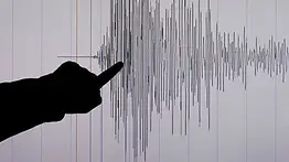 Nueva Zelanda mantiene su costas evacuadas tras alerta de tsunami por sismos