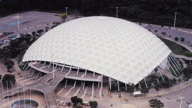 2 de marzo de 1974 se inauguró el Poliedro de Caracas
