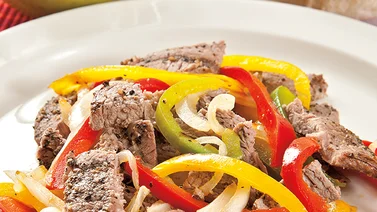 Kena te enseña a preparar unas ricas fajitas norteñas