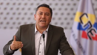Alberto News:EEUU inadmite a diputado Javier Bertucci