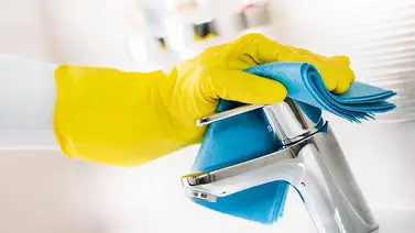 Trucos para limpiar los grifos y fregaderos Trucos para limpiar los grifos y fregaderos