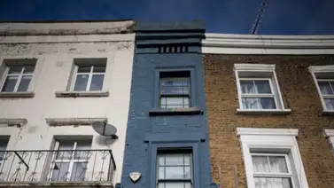 Un millón de euros piden por una casa de 1,7 mts de ancho Un millón de euros piden por una casa de 1,7 mts de ancho