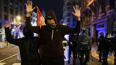 Detienen a tres personas en Barcelona en la séptima noche de protesta por Pablo Hasél Detienen a tres personas en Barcelona en la séptima noche de protesta por Pablo Hasél