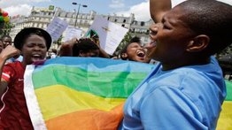 Angola en alivio al entrar en vigor la despenalización de la homosexualidad