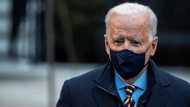 Biden anticipa que EEUU podrá volver a la normalidad en Navidad