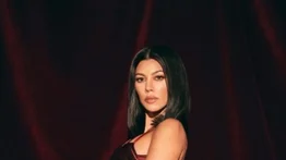Kourtney Kardashian confirma su relación con Travis Barker