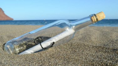 Encuentra un mensaje en una botella después de casi 40 años