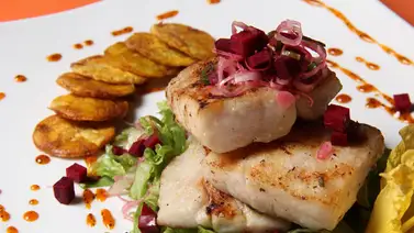 Pescado con salsa de parchita Pescado con salsa de parchita